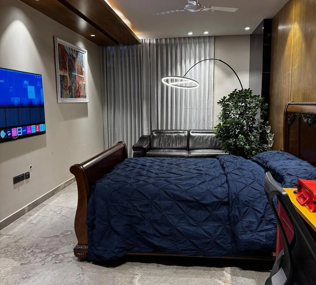 Stylish & Modern Luxury 4Br Apartment Arjun Marg Gurgaon