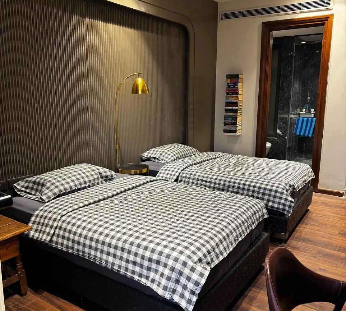 Stylish & Modern Luxury 4Br Apartment Arjun Marg Gurgaon Índia