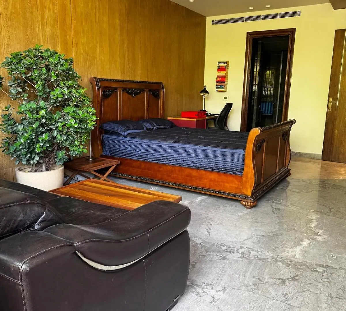 Stylish & Modern Luxury 4Br Apartment Arjun Marg Gurgaon