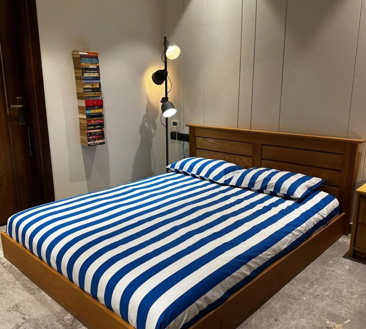 Stylish & Modern Luxury 4Br Apartment Arjun Marg Gurgaon